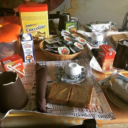 Casa Albergo La Terza Stella Agira Esterno foto