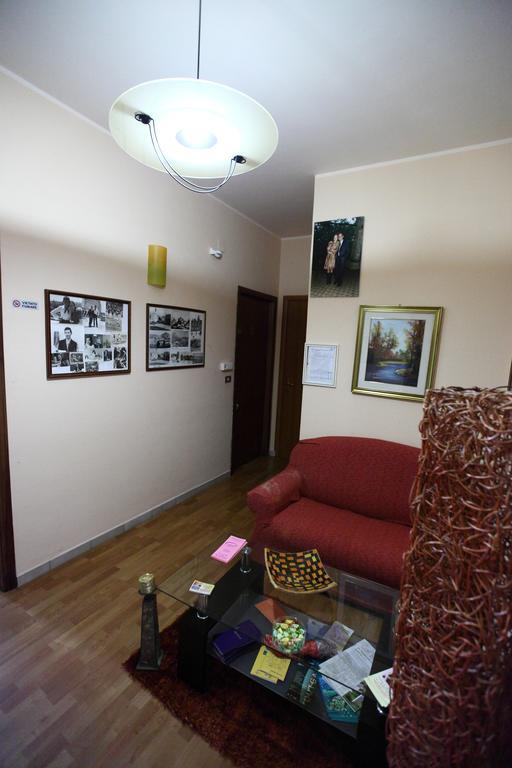 Casa Albergo La Terza Stella Agira Esterno foto