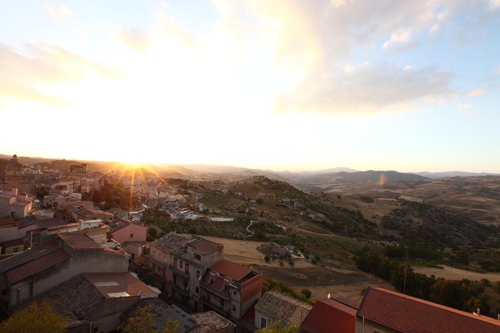 Casa Albergo La Terza Stella Agira Esterno foto
