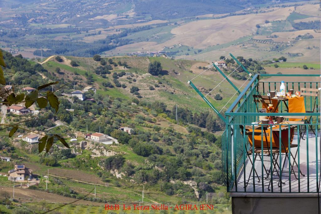 Casa Albergo La Terza Stella Agira Esterno foto